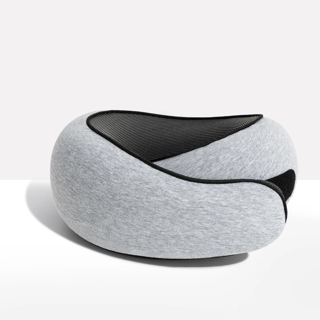 Almohada de viaje con soporte cervical